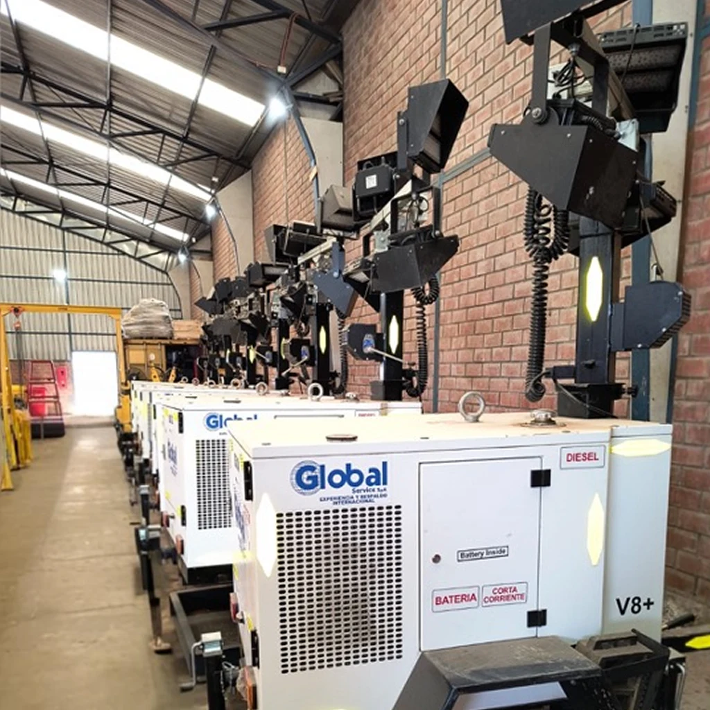 Torres de iluminación diésel de la flota Global Service, con focos LED